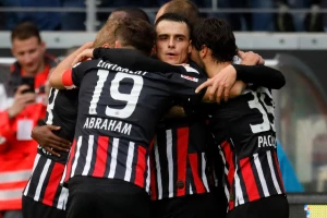 Novi slučaj u Bundesligi, i fudbaler Ajntrahta ima Korona virus!