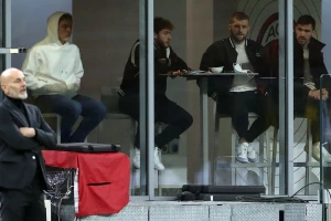 Sramotni Pioli, gde je dostojanstvo, znate li šta je uradio Solskjeru posle meča?