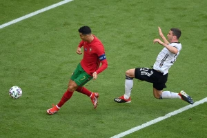 Osveta se servira hladna, Nemac naplatio Kristijanu prepotentnost!