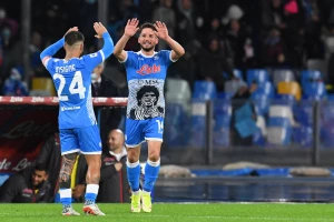 Maradonin duh ušao u Mertensa, ovakav Napoli može do Skudeta!