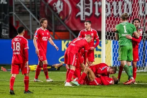 Ko su rivali Čuke i Radničkog - "Ponos istoka" tik ispod velike trojke, Nišlije čekaju evropski "Vukovi"!