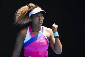 Mama Naomi Osaka se vratila na teren i pobedila!