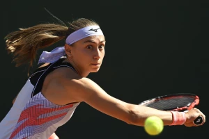 Pad Aleksandre Krunić na WTA listi, Švjontek i dalje prva