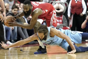 Niko kao Džejms Harden!