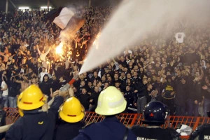 Derbi neregularan, ko će odgovarati?