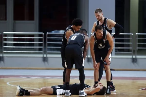 Oglasio se Partizan pred utakmicu, korona ponovo u prvom planu