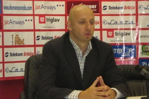 Butulija: "Marjanović da ostane dok sve ne uništi"