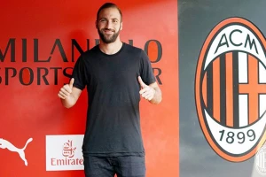 Šest meseci posle, Milan opet jedini izvukao deblji kraj, prvo Bonući, sad "Pipita"!