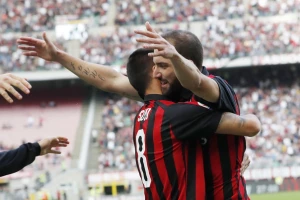 Zvezdina legenda hvali Milan!