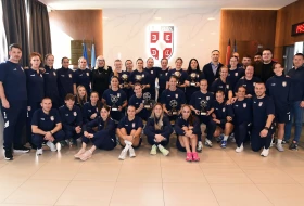 FSS dodelio Dijamantske i Zlatne lopte fudbalerkama Srbije