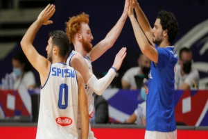 Italijani pregazili Dominikanu, Srbija saznala protivnika u finalu