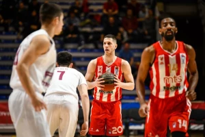 Crvena zvezda utišala Džonsa, utegla odbranu i porazila FMP