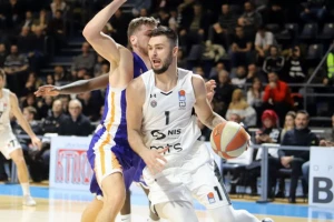 Nikola Janković se oglasio posle debija za Partizan, zašto je igrao samo tri minuta?