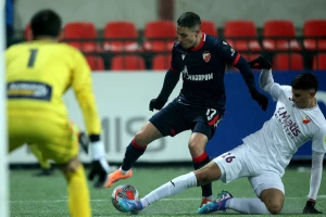 Hoće li neko da bude šampion?! Zvezda se "zaledila" u Ivanjici, Javor šokirao šampiona!