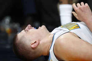 Jokić dominirao, pa naterao saigrače i trenera da drhte!