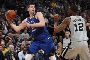 Jokićev ulazak među legende, priključio se Medžiku i Lebronu, nije bilo dovoljno! Kari kao mašina, čuvaj se Orlanda van Amerike!