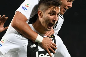 Ne vredi, prejaki su, Juve "školovao" Blekija i Fiorentinu...