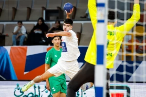 SP (U19) - Srbija lako sa Alžircima, opet blistao Cenić!