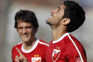 Zvezda - Licence sad zavise od Kadua i Vešovića