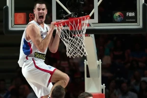 Kalina i Bogdan "namestili ruku", Nedović i Simonović brži od sirene!