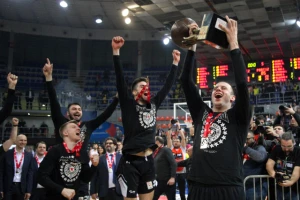 "Crno-beli" na tri utakmice od trofeja u Evrokupu, dve od Evrolige?!