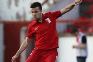 U Rumuniji 'na meniju' Roberto Karlos, u Norveškoj Bergkamp