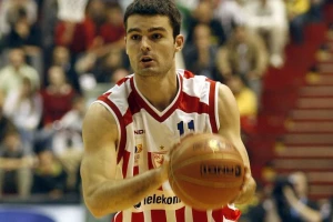 Kovač ''sipao'' trojke u Prištini!