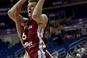 Porzingis prikucao sa "trećeg sprata"