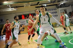 Odbojkaški trik - Krka "na foru" do prvih poena protiv Zvezde