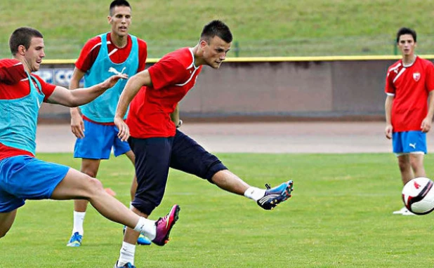 crvenazvezdafk.com