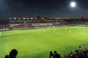 Napredak: "Kome smetamo?"