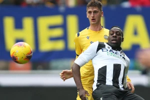 Odbio Juve i Inter, potpisuje za Lacio za 30 miliona