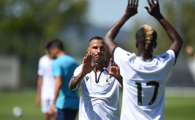 @VitoriaSC1922/Twitter