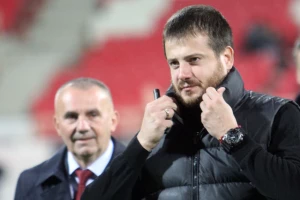 Lalat: ''Mene krasi POŠTENJE!''