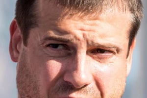 Lalatović srećan, Sakić baš ljut
