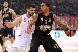 Nema odustajanja - Tako to radi Zvezdin "LeBranko"!