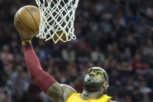 Lebron bacio naočare! Sad je sigurno Jokić protiv Nurkića, može biti samo jedan!