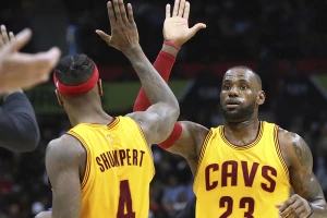 LeBron i družina na udaru jer kalkulišu