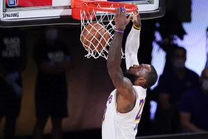 Lebron u Kobijevu čast, deset godina posle!