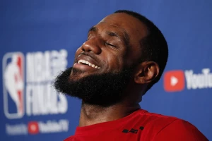 LeBron otkrio šest favorita za osvajanje "prstena", očigledan izostanak jednog tima!