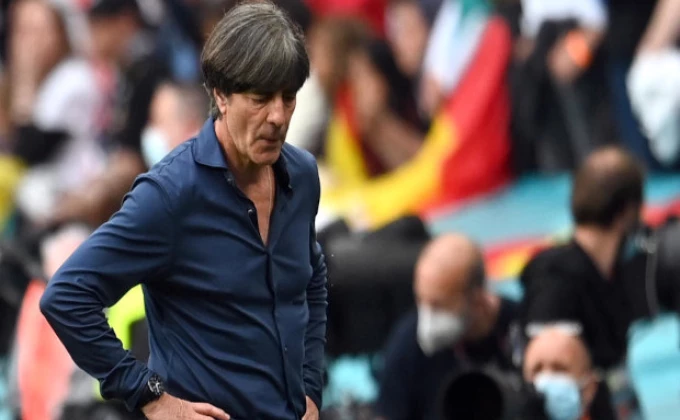 EPA-EFE/Andy Rain / POOL