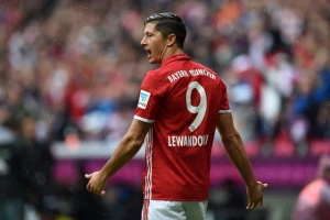 Titula u PL - Levandovski tipije na Liverpul!