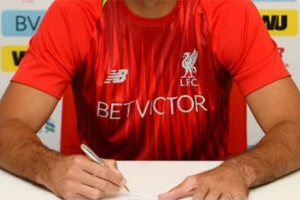 Liverpulovo dete potpisalo novi ugovor, a onda otišao na pozajmicu u Ligu 1!