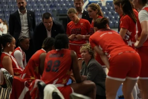 Marinina Zvezda blista, crveno-bele pokorile Istanbul!