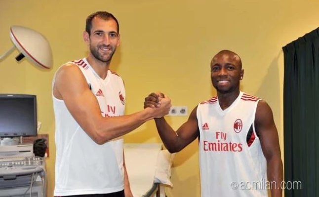 twitter.com/acmilan