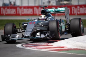 F1 - Hamilton na polu pred svojima
