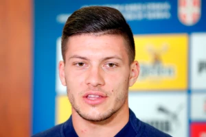 Lukino javno izvinjenje i jasno objašnjenje - Srbija nema ista pravila kao Španija!