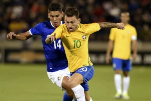 Barsa dovela Brazilca, Katalonija čeka "bombu"!