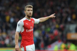 Neverovatno, ono kada je Škodran Mustafi zvezda poslednjeg dana!