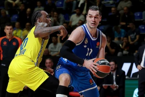 Partija sezone ne prikriva sebičluk - navijači Reala ljuti na Hezonju!